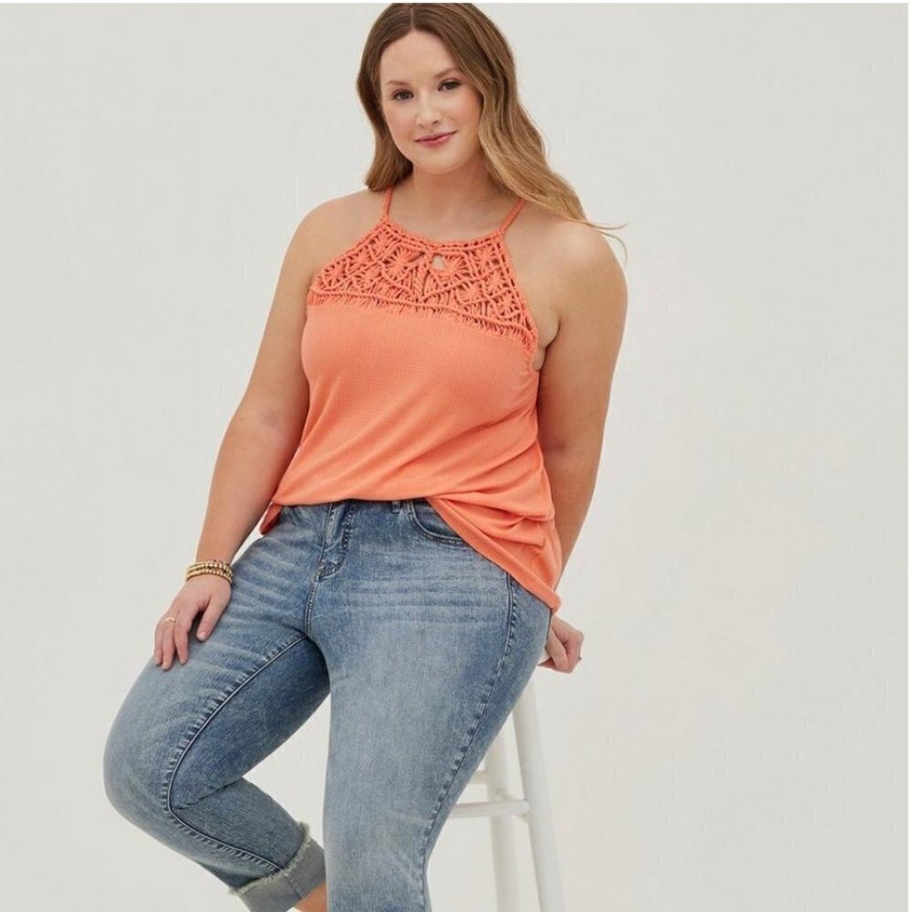 Torrid Knit Macrame High Neck Tank Sleeveless Back neck Button NWT Size 1